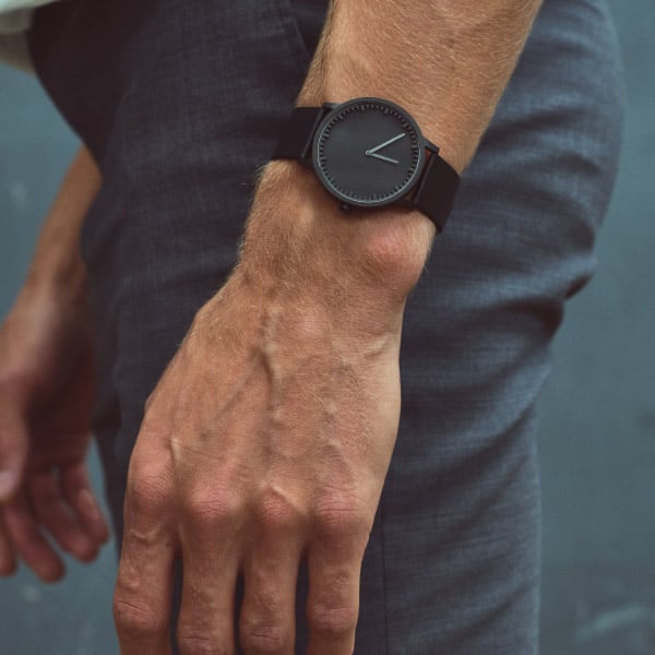 Minimalistisch horloge Tube T40 &ndash; Piet Hein Eek, leren band