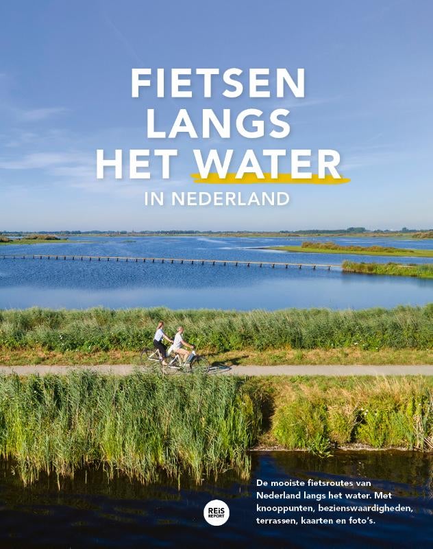 Fietsen langs het water in Nederland