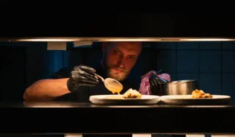 3-gangen diner ALL-IN bij Bistro Veen in Den Haag aan de gracht