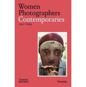 Women Photographers: Contemporaries