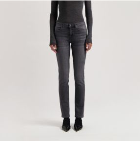 Faye Low Slim jeans