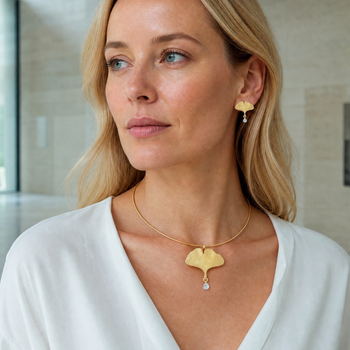 Ketting Petra Waszak Ginkgo met Wit Kristalglas